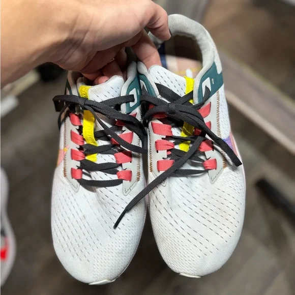 Nike Air Zoom Pegasus 38 - Picture 2 of 5